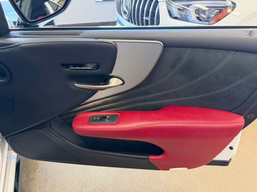 Used 2018 Lexus LS 500 F Sport w/ Accessory Package (Z1) image 37