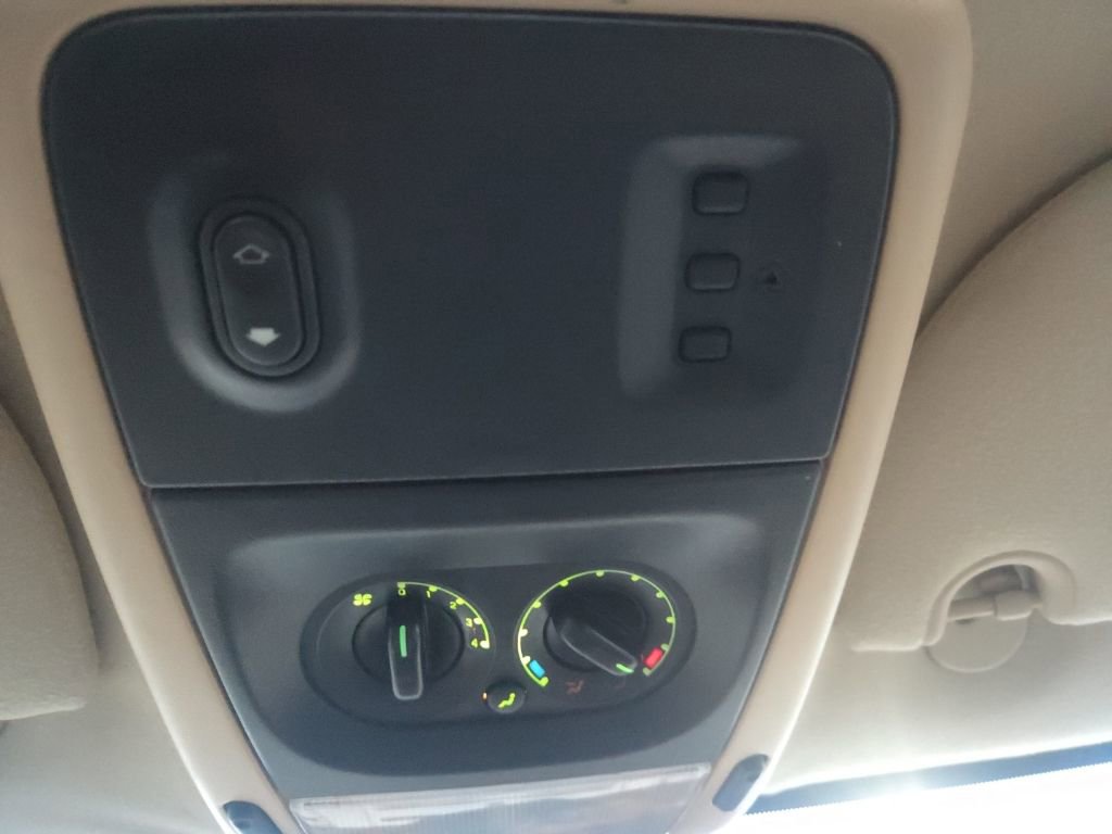 Used 2006 Ford Explorer Eddie Bauer AWD/4WD image 14