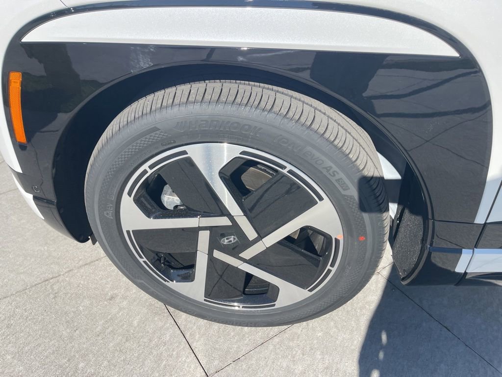 New 2026 Hyundai Ioniq 9 Limited image 9