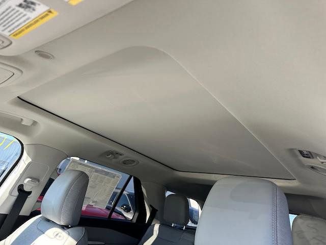 New 2025 Ford Explorer Active w/ Active Comfort Package image 11