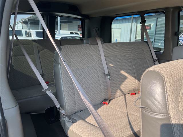 Used 2019 Chevrolet Express 3500 LT w/ LT Preferred Equipment Group RWD image 5