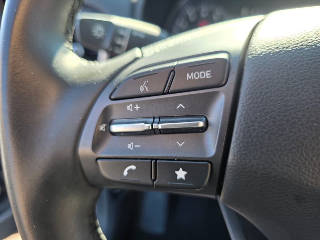 Certified 2023 Hyundai Kona SEL w/ Convenience Package image 23