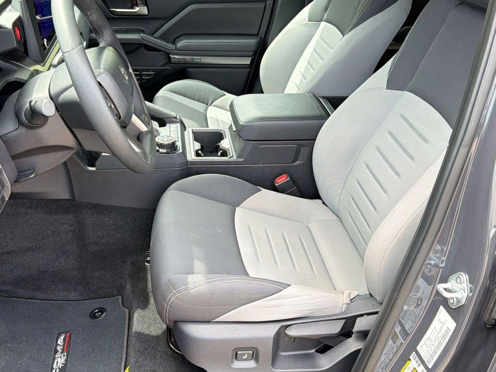 Used 2024 Toyota Tacoma TRD Off-Road AWD/4WD image 5