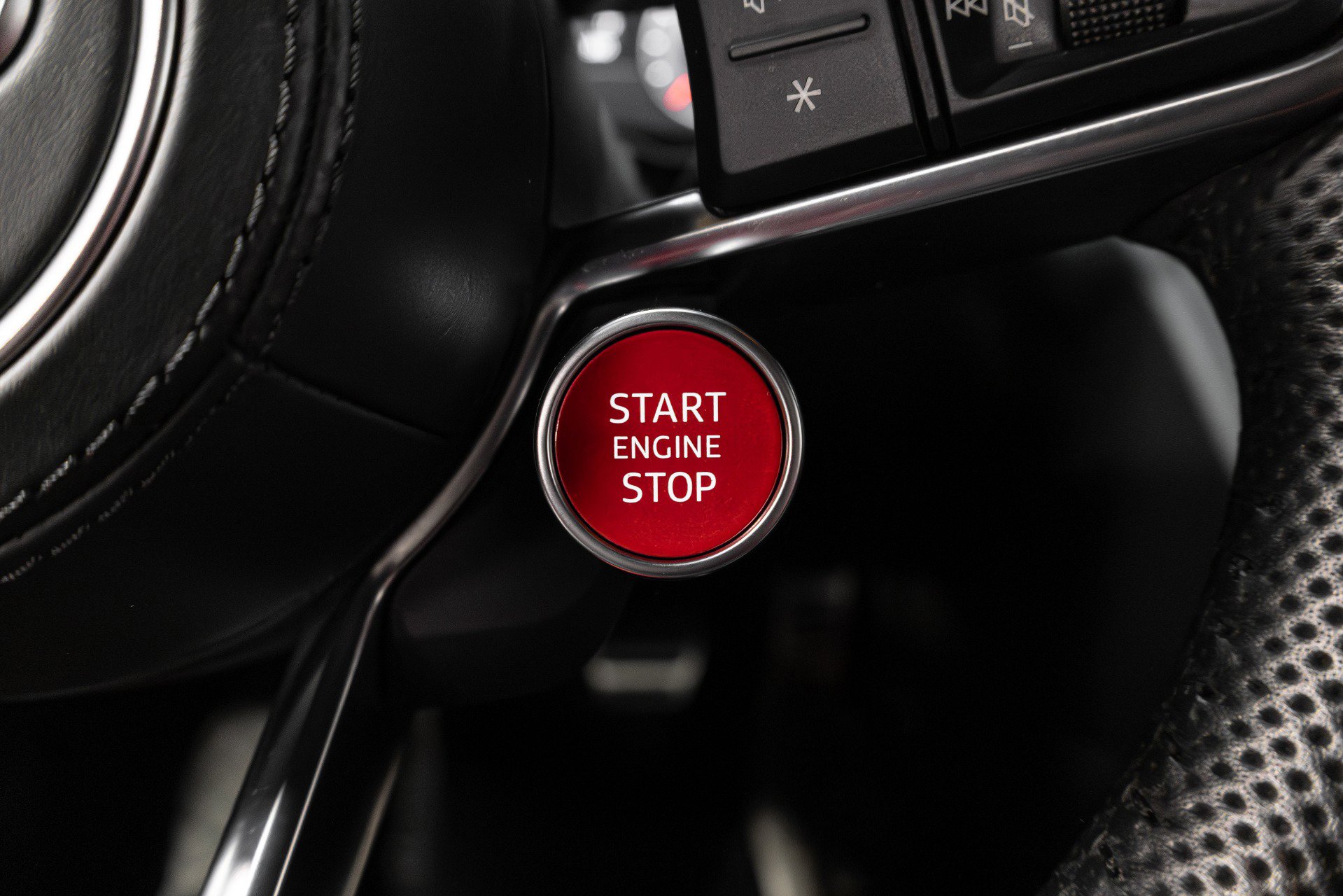 Used 2018 Audi R8 V10 w/ Premium Package image 60