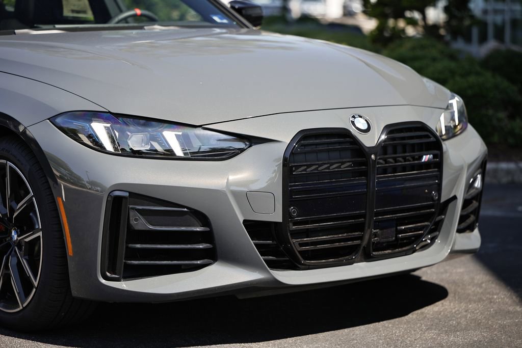 New 2026 BMW M440i w/ Premium Package RWD image 2
