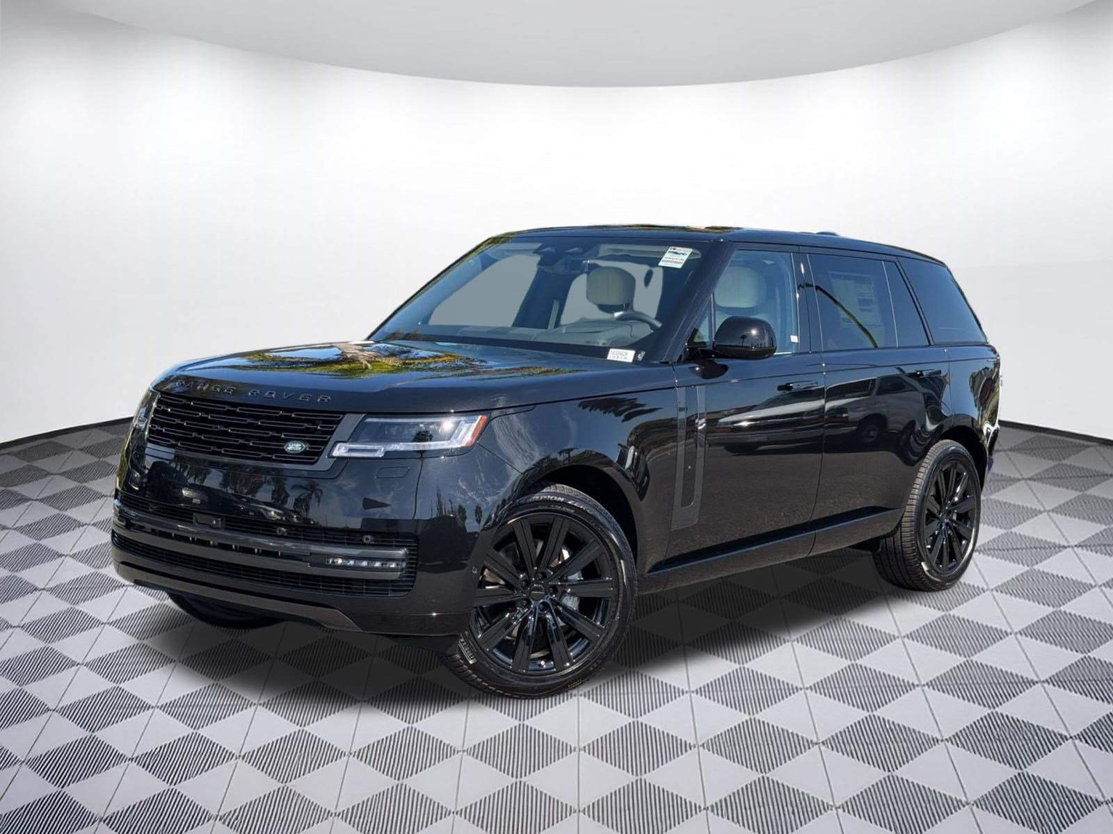 New 2026 Land Rover Range Rover Long Wheelbase SE AWD/4WD image 1