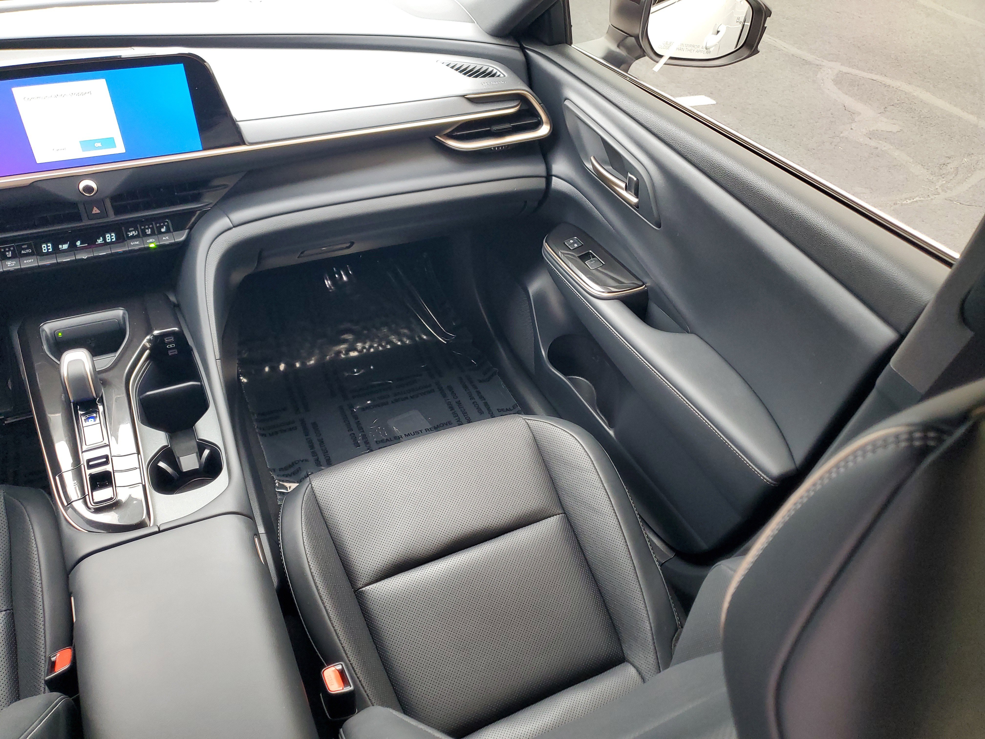 Used 2025 Toyota Crown Signia XLE image 16