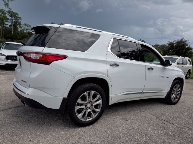 Used 2020 Chevrolet Traverse Premier FWD image 7