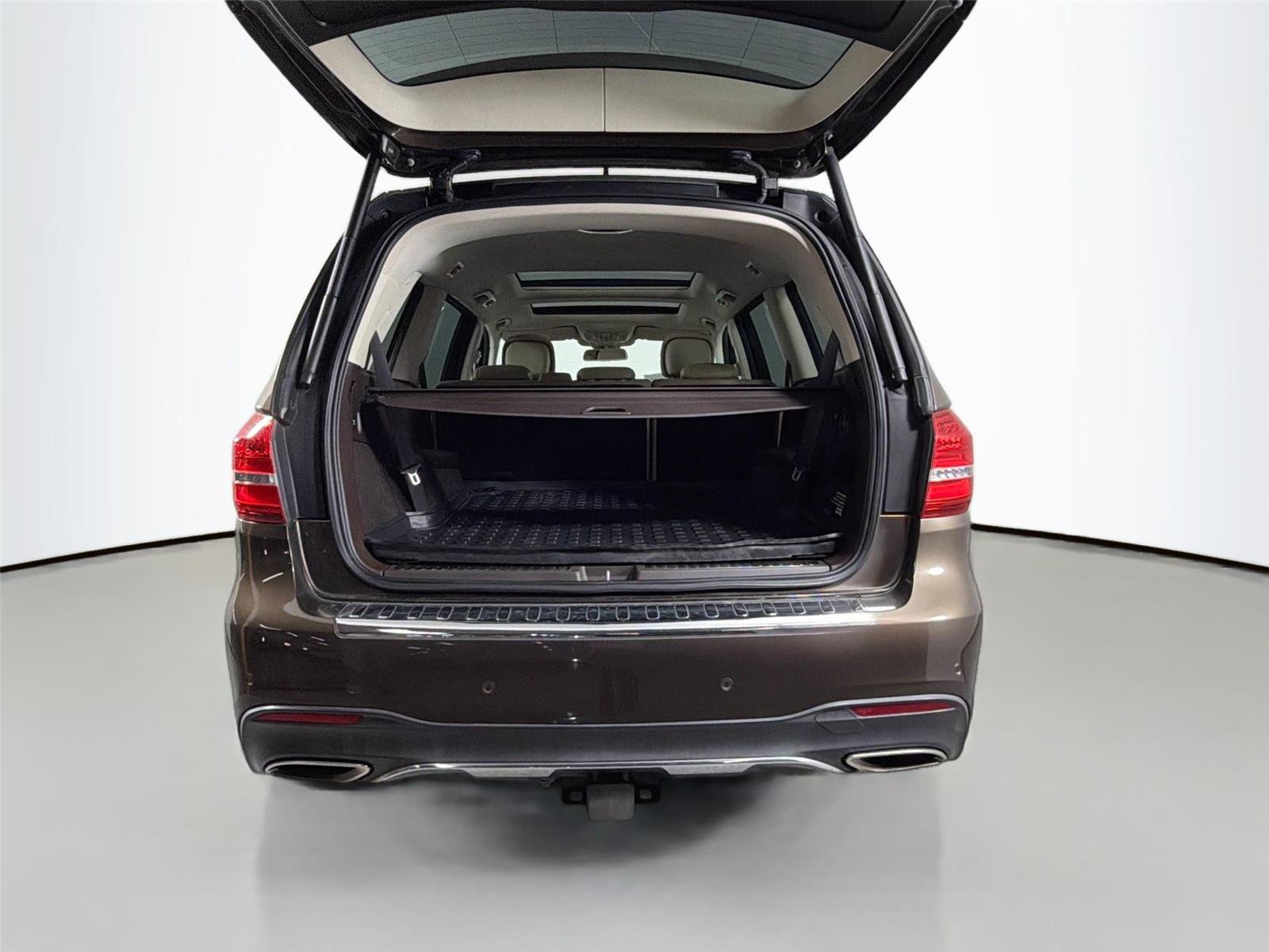 Used 2017 Mercedes-Benz GLS 550 4MATIC image 25