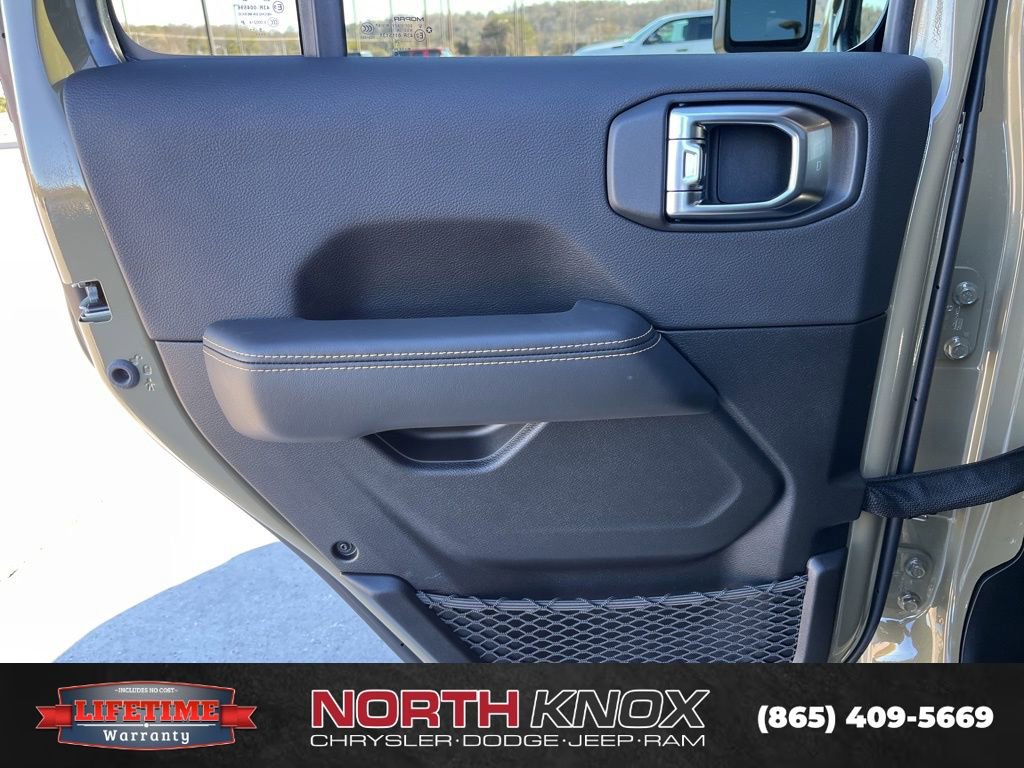 New 2026 Jeep Gladiator Sport image 15