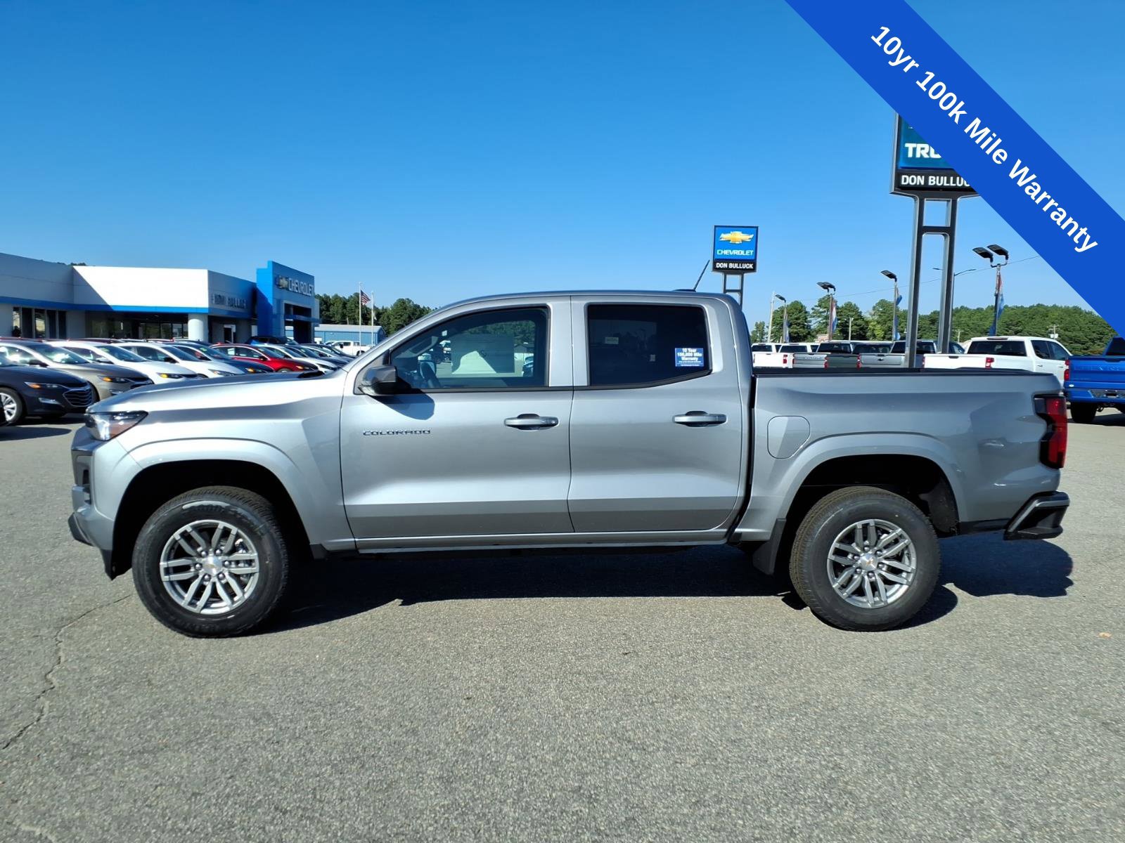 New 2026 Chevrolet Colorado LT RWD image 2