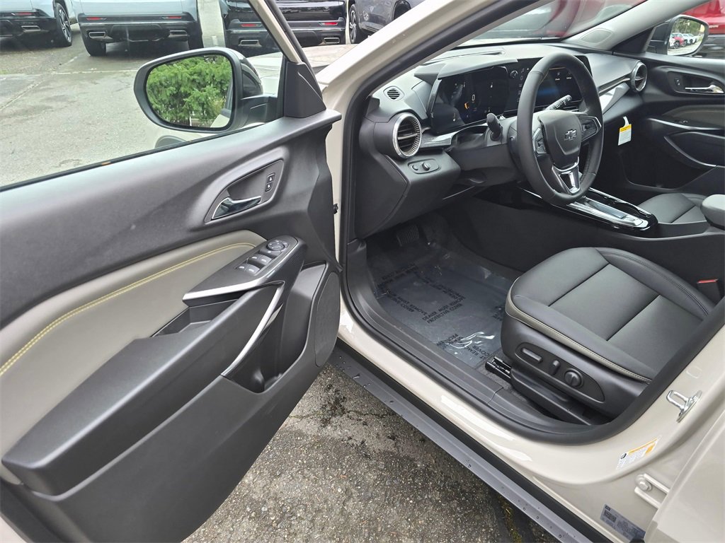 New 2026 Chevrolet Trax ACTIV w/ Driver Confidence Package image 21