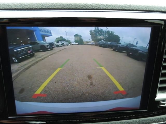 Used 2024 Chrysler Pacifica Touring FWD image 31