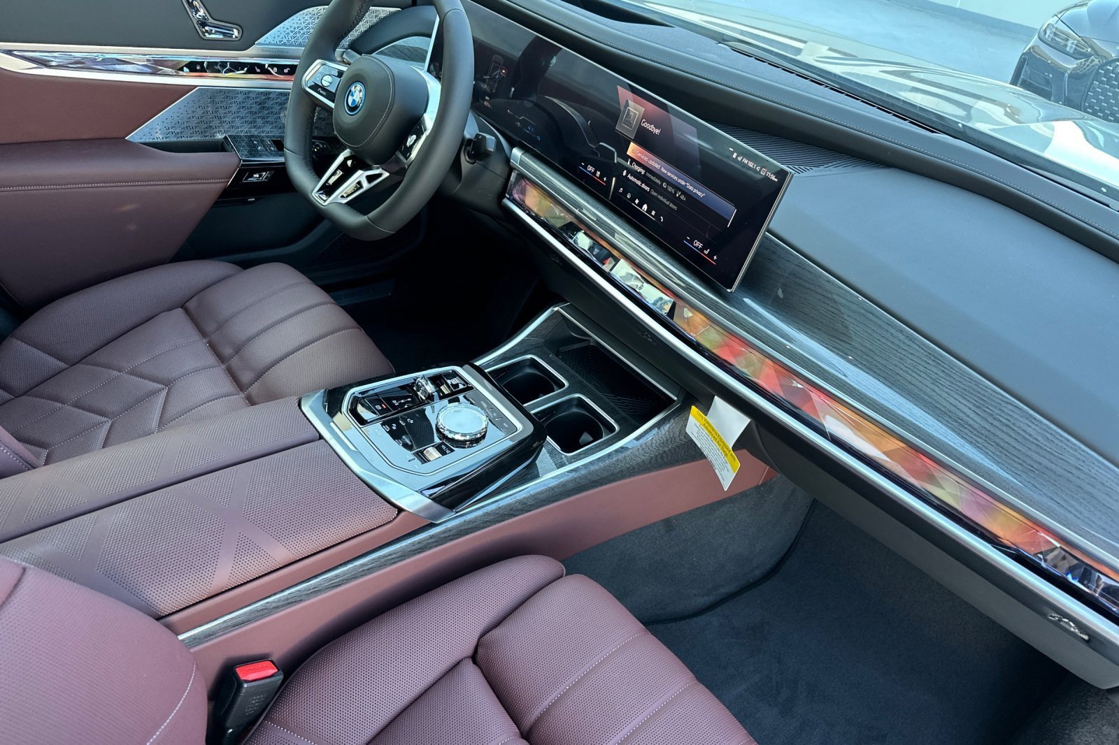 New 2026 BMW 750e xDrive w/ Executive Package AWD/4WD image 14