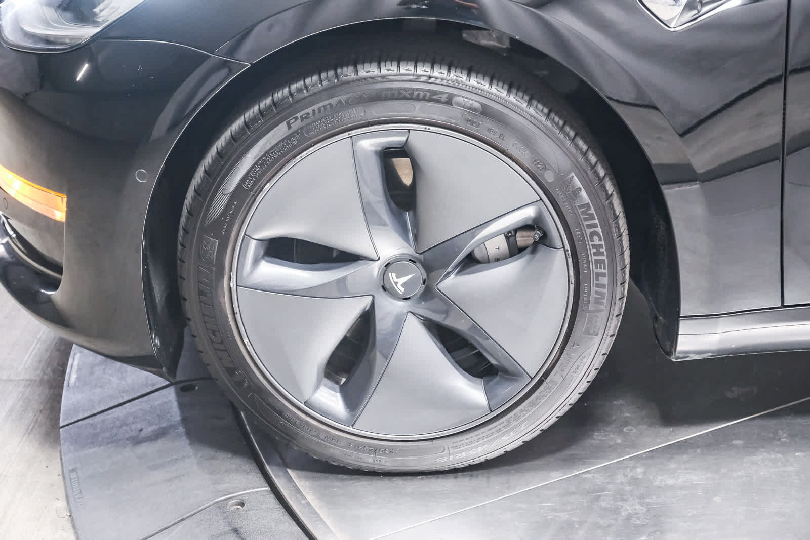 Used 2019 Tesla Model 3 Long Range AWD/4WD image 10