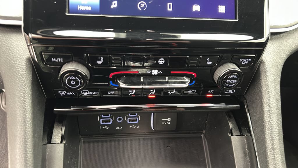 Used 2023 Jeep Grand Cherokee L Laredo AWD/4WD image 19