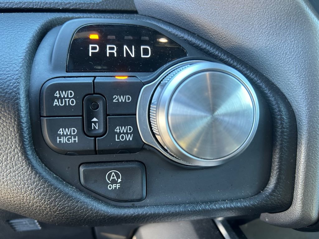 Used 2025 RAM 1500 Laramie image 19