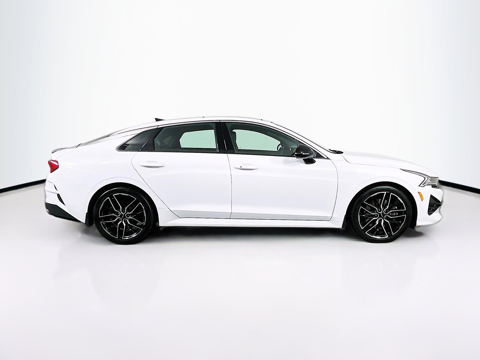 Used 2023 Kia K5 GT image 10