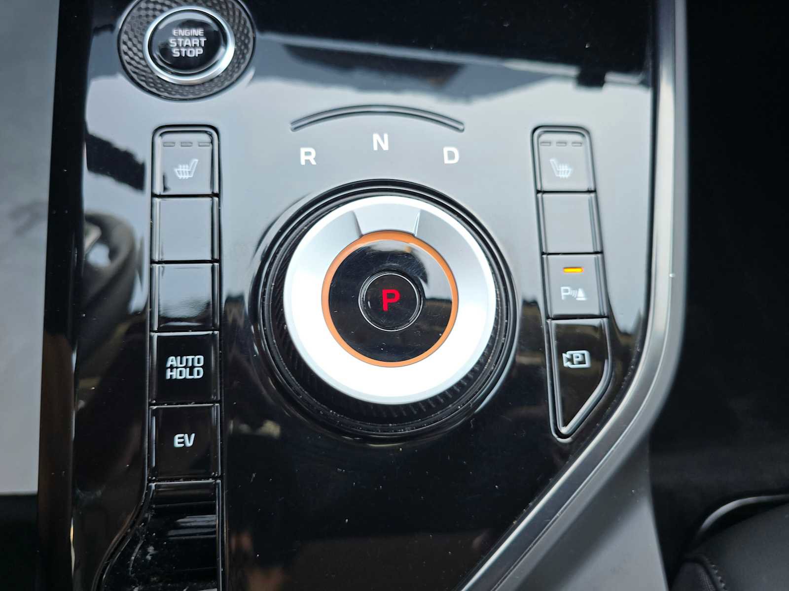 Used 2023 Kia Niro EX image 32