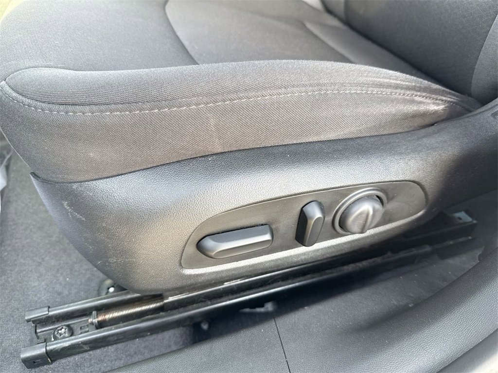 Used 2023 Chevrolet Malibu LS w/ Driver Confidence Package image 12