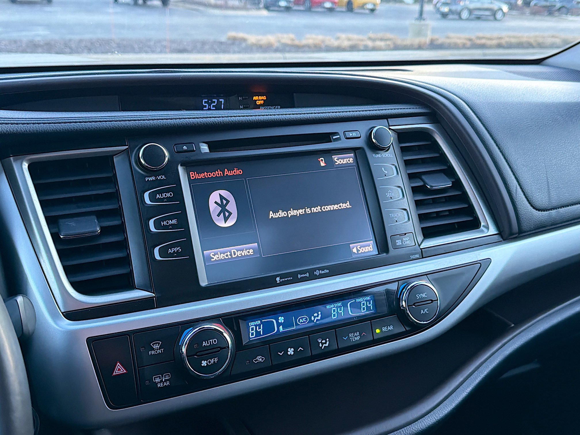 Used 2019 Toyota Highlander XLE image 9