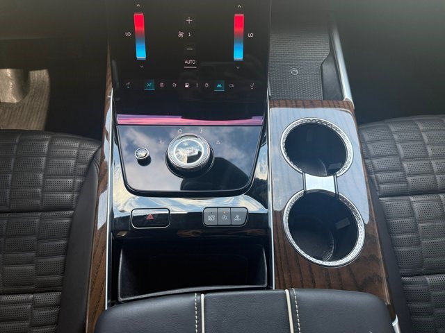 Certified 2025 Cadillac Escalade Sport Platinum w/ LPO, ONYX Package AWD/4WD image 12