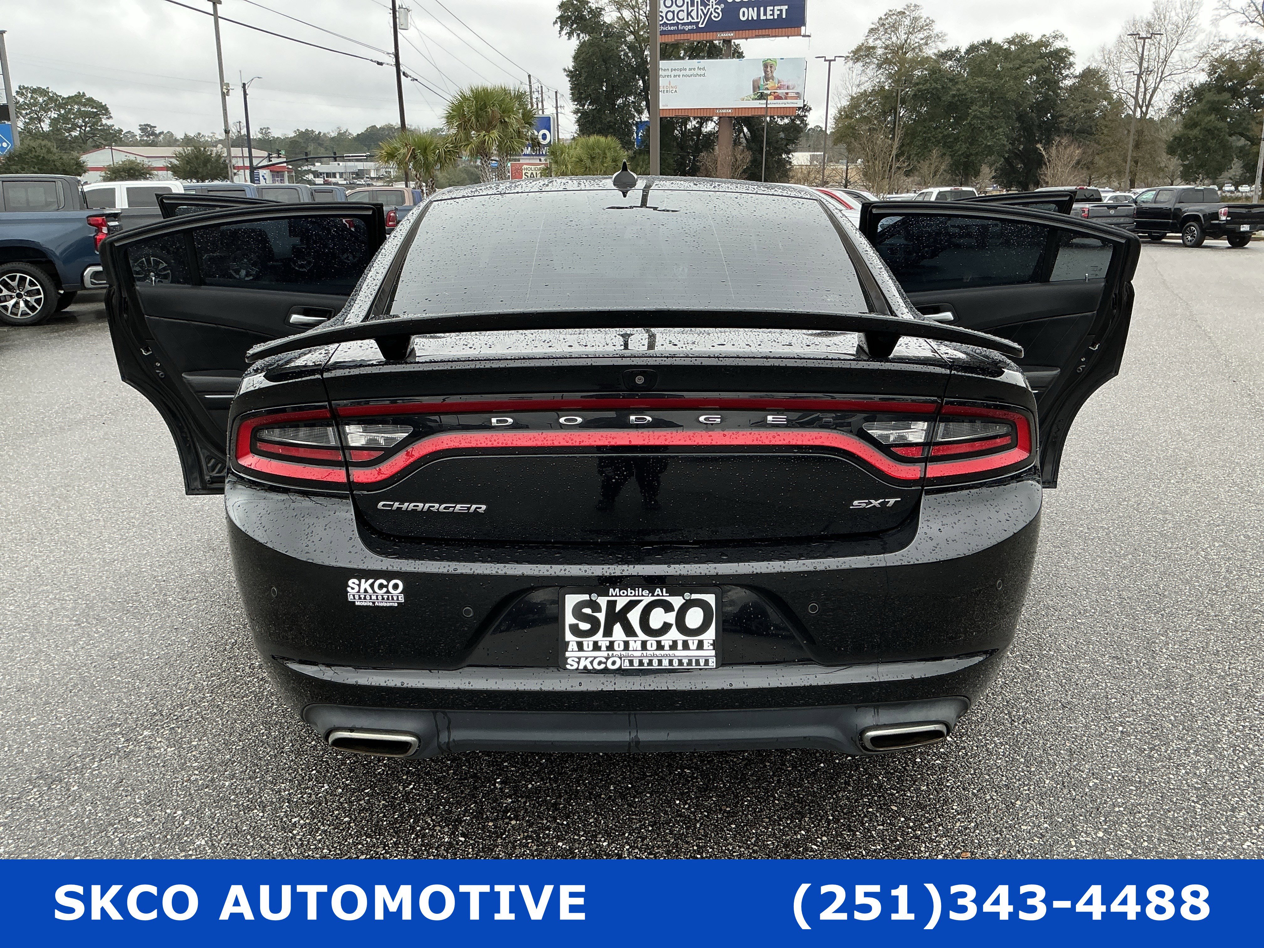 Used 2015 Dodge Charger SXT w/ Plus Group image 32