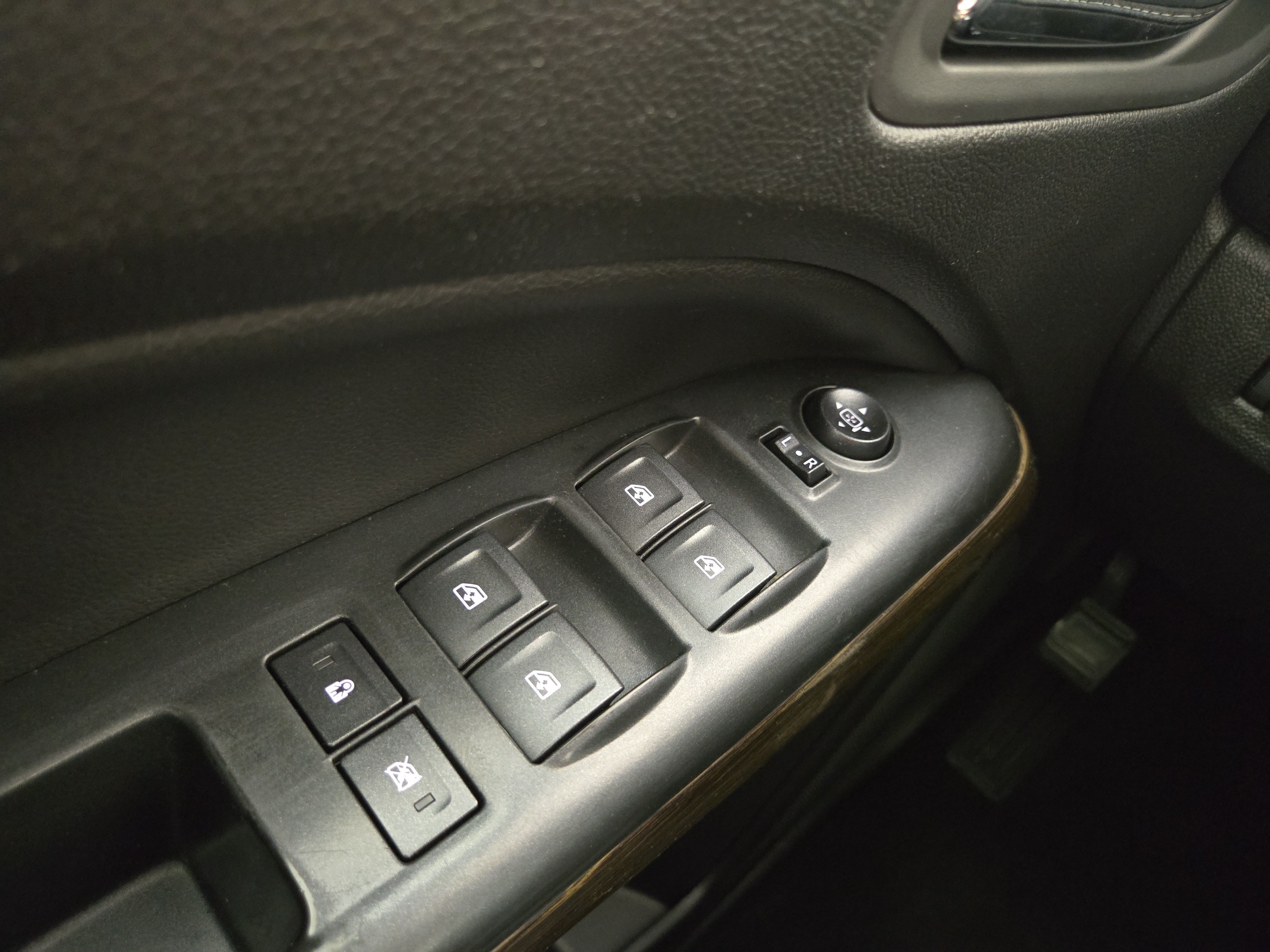 Used 2018 GMC Canyon Denali AWD/4WD image 30