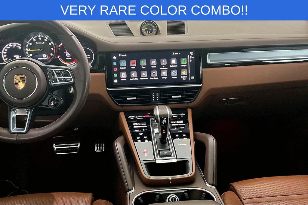 Used 2022 Porsche Cayenne Turbo S image 9