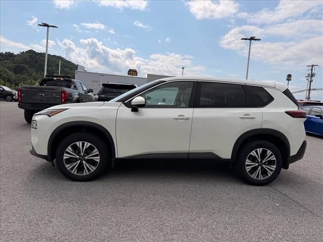 Used 2023 Nissan Rogue SV AWD/4WD image 4