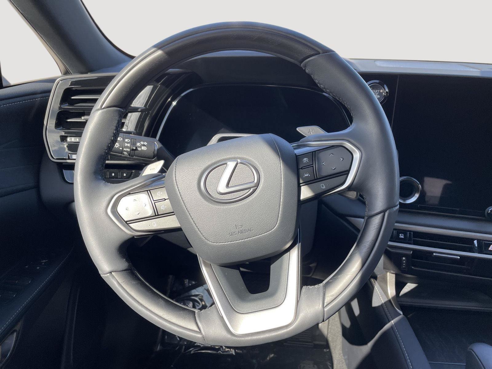 Used 2023 Lexus RX 350 AWD w/ Cold Area Package image 28