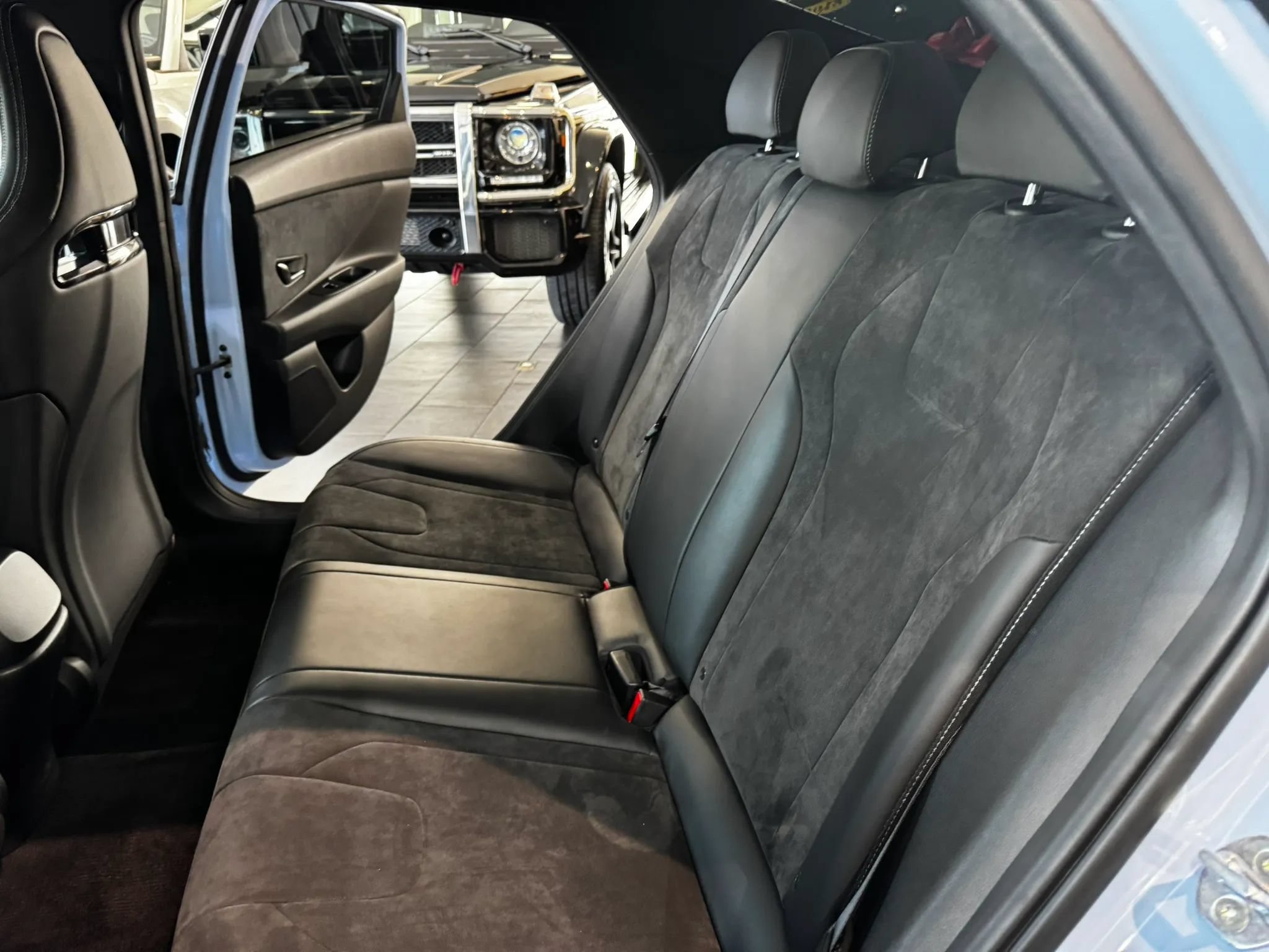 Used 2022 Hyundai Elantra N FWD image 18