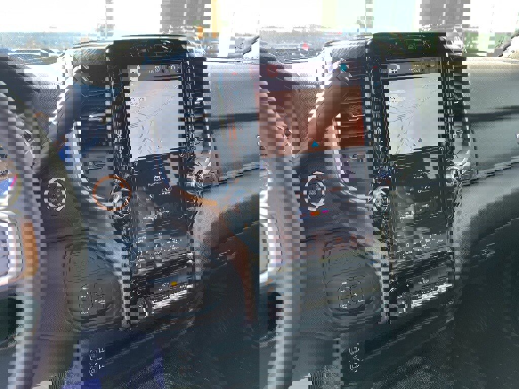 New 2026 RAM 4500 4x4 Crew Cab DRW image 9