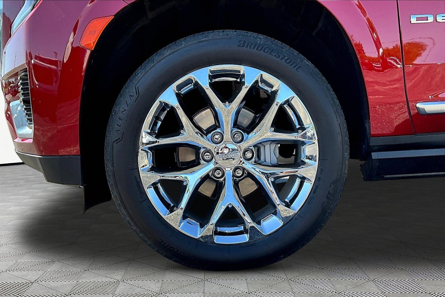 Used 2024 GMC Yukon Denali AWD/4WD image 31