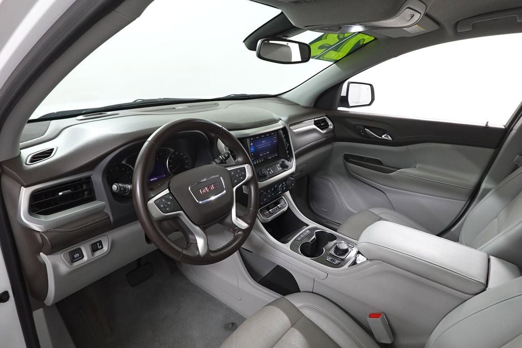 Used 2023 GMC Acadia SLT AWD/4WD image 13