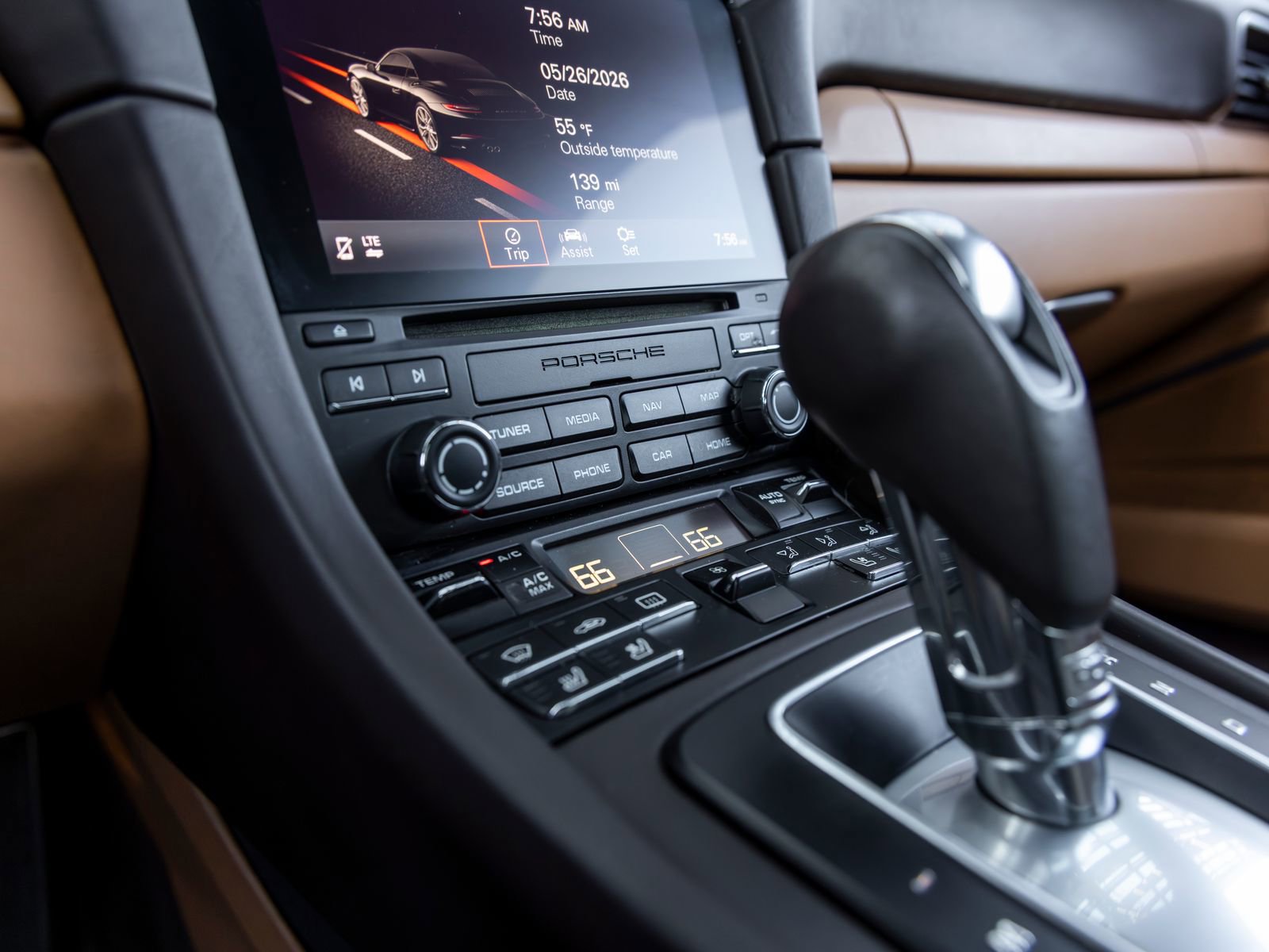 Certified 2019 Porsche 911 Carrera S RWD image 36