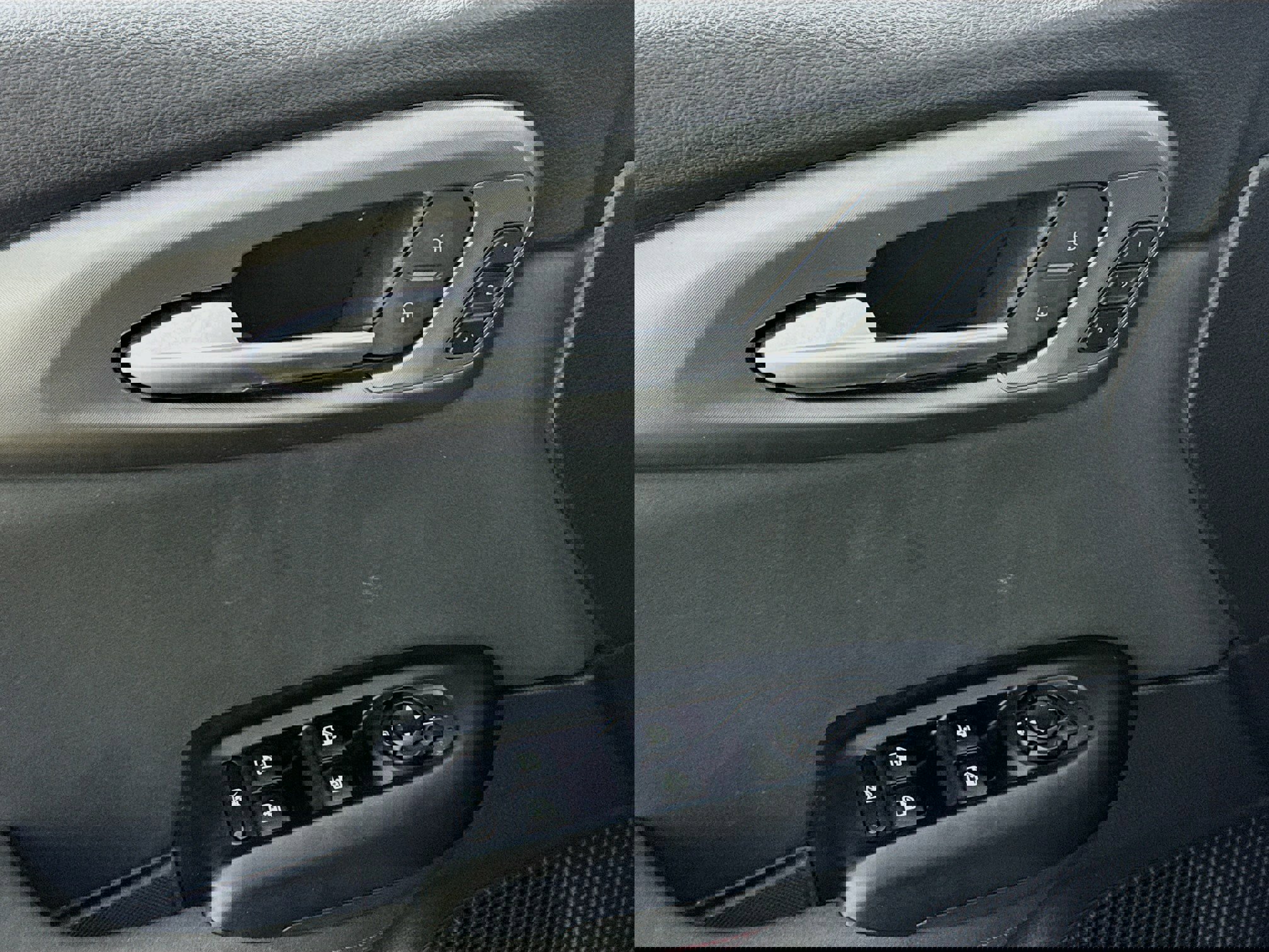 Used 2024 Dodge Hornet R/T image 19