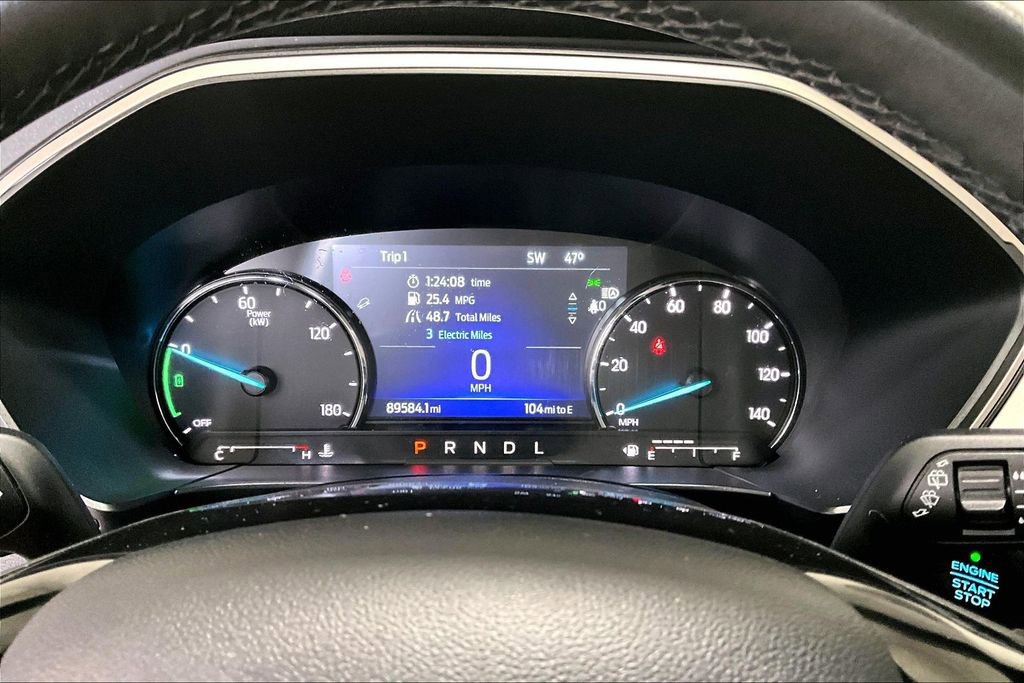 Used 2022 Ford Escape SE w/ Cold Weather Package image 13