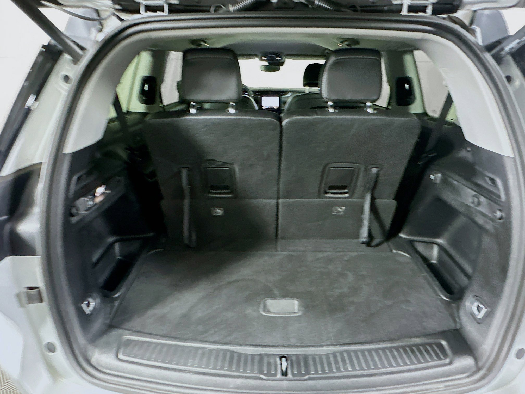 Used 2022 Jeep Grand Cherokee L Limited image 29