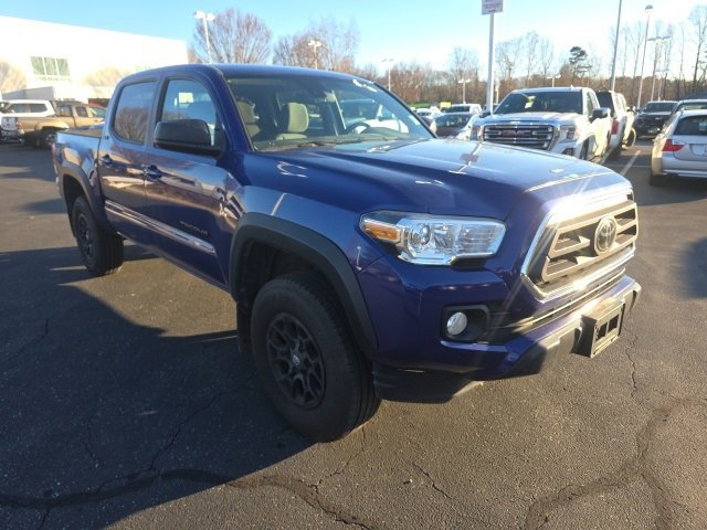 Used 2023 Toyota Tacoma SR5 w/ SX Package image 9