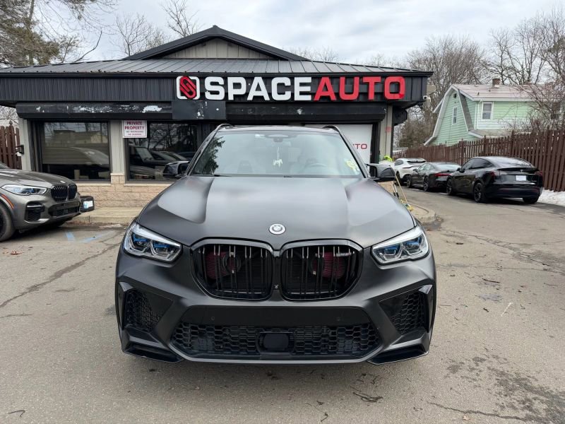 Used 2021 BMW X5 M w/ Competition Package AWD/4WD image 5