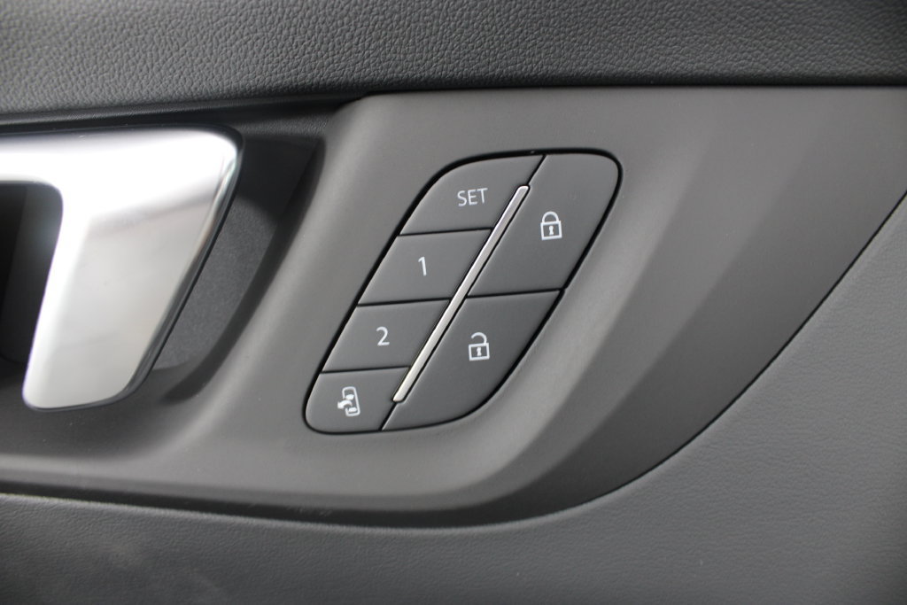 New 2027 Buick Enclave Sport Touring w/ Power Package FWD image 17