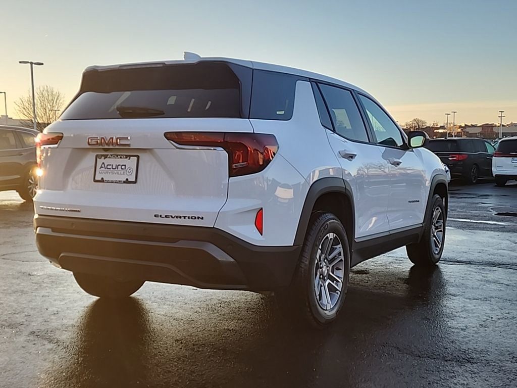 Used 2025 GMC Terrain Elevation image 9