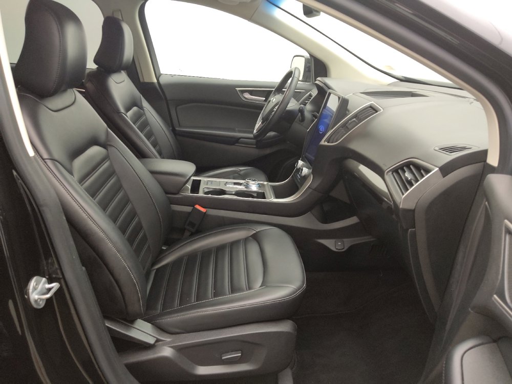 Used 2023 Ford Edge SEL image 21