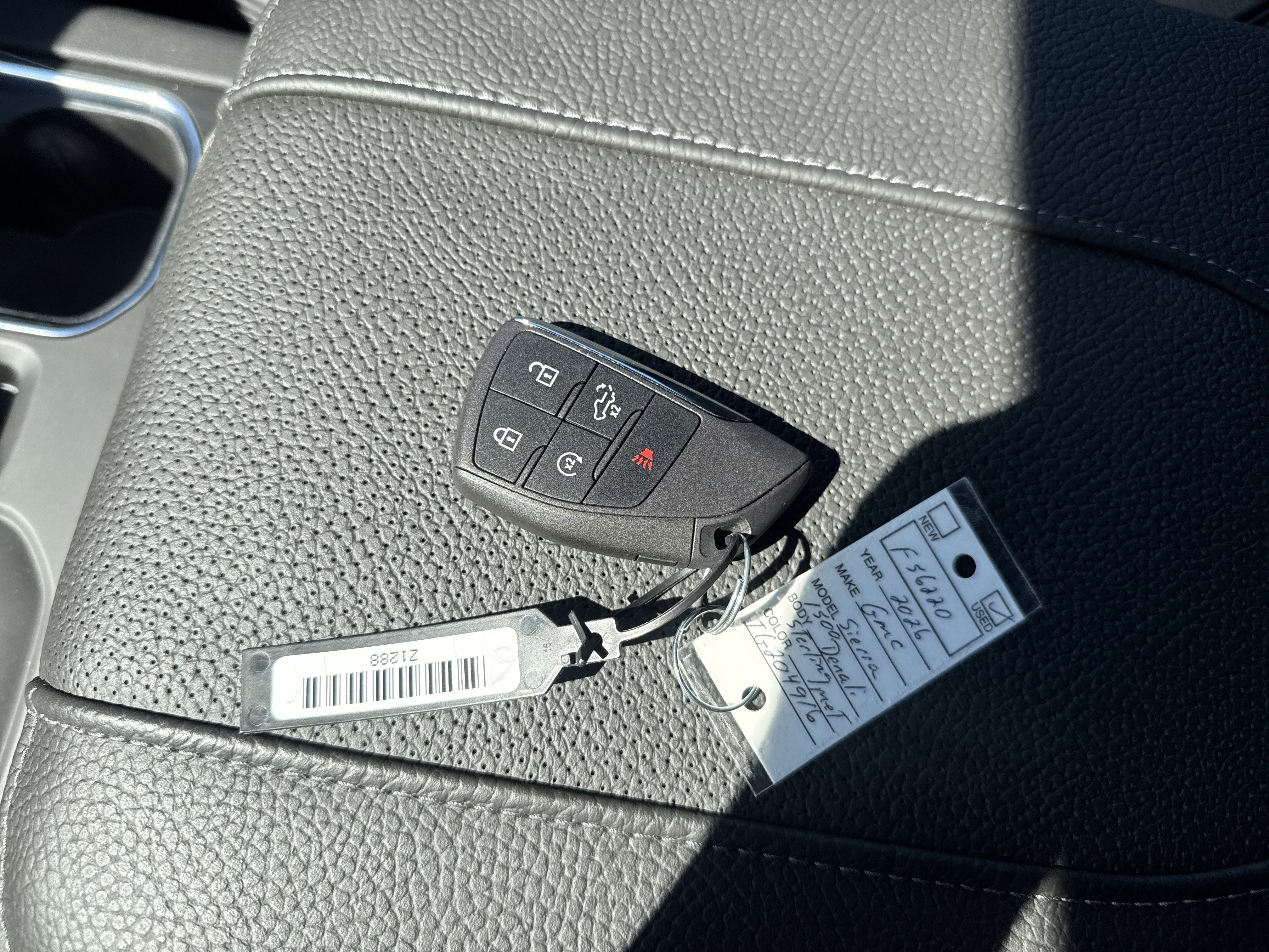 New 2026 GMC Sierra 1500 Denali w/ Denali Reserve Package image 30