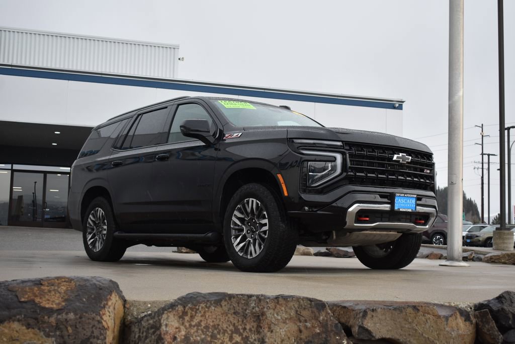 Certified 2025 Chevrolet Tahoe Z71 w/ Sun And Tow Package image 3