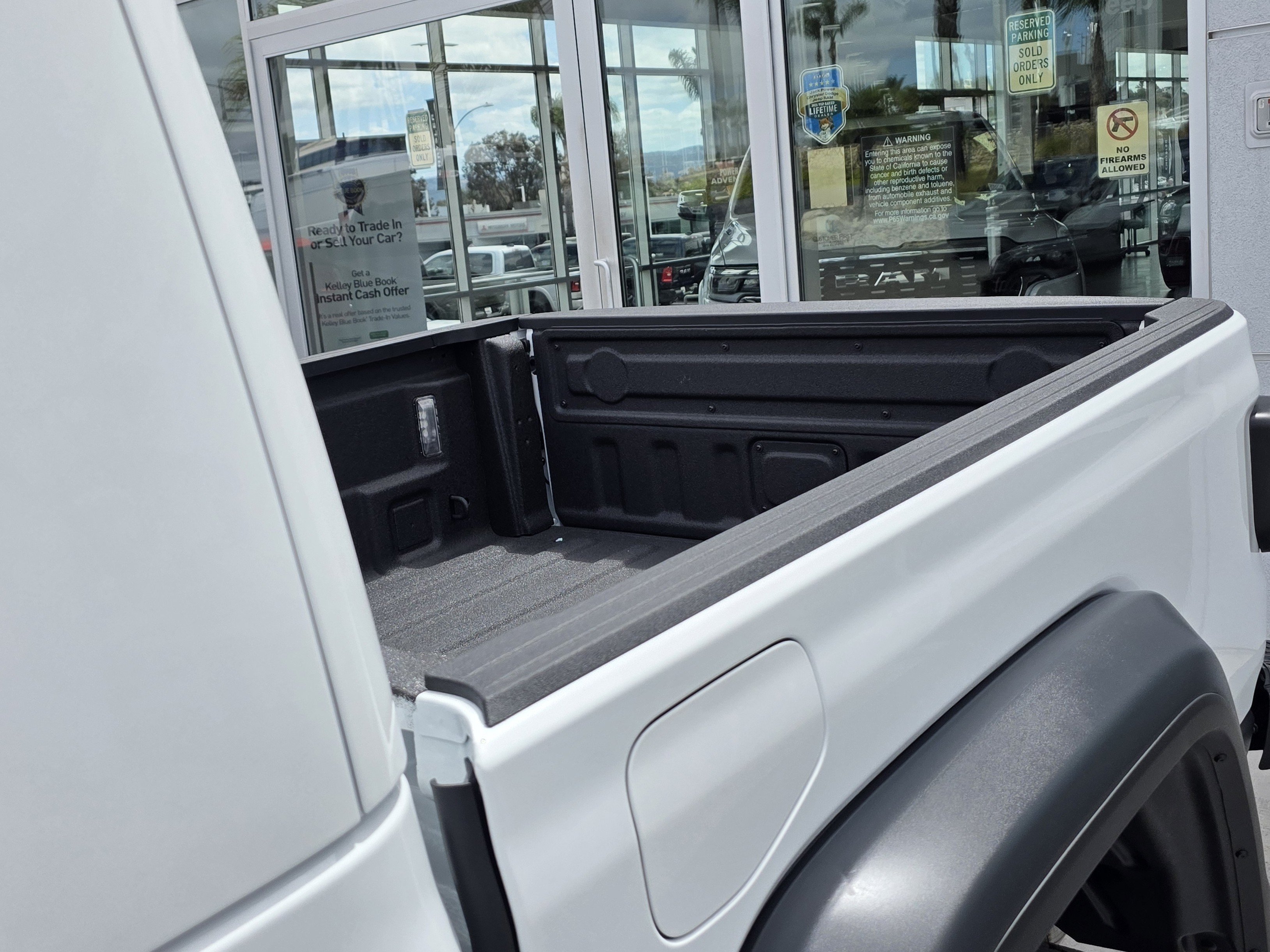 New 2026 Jeep Gladiator Mojave AWD/4WD image 19