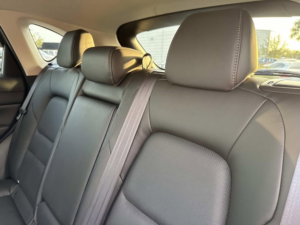 Used 2025 MAZDA CX-5 AWD 2.5 S w/ Select Package image 18