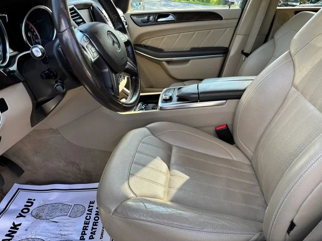 Used 2014 Mercedes-Benz GL 450 4MATIC image 11
