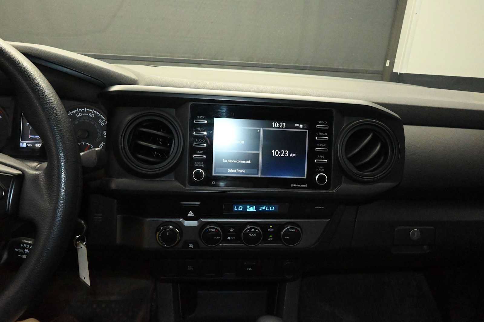 Used 2022 Toyota Tacoma SR AWD/4WD image 13